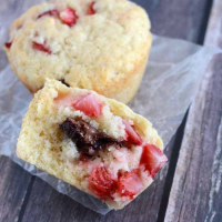 Strawberry Muffins with Nutella