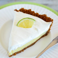 Easy Key Lime Pie with Biscoff Crust