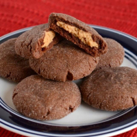 Chocolate Peanut Butter Cookies (Magic Middle Cookies)