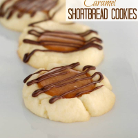 Caramel Shortbread Cookies with Chocolate Drizzle