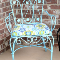 How To Transform Rusty Metal Patio Furniture the Easy Way!
