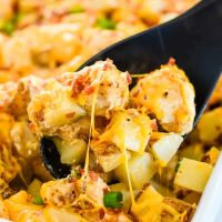 Easy Loaded Chicken and Potatoes Casserole