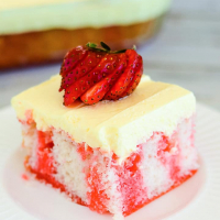 Easy Strawberry Poke Cake (with Creamy Pudding Frosting)