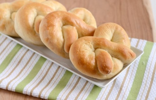How to make homemade soft pretzels in under an hour!