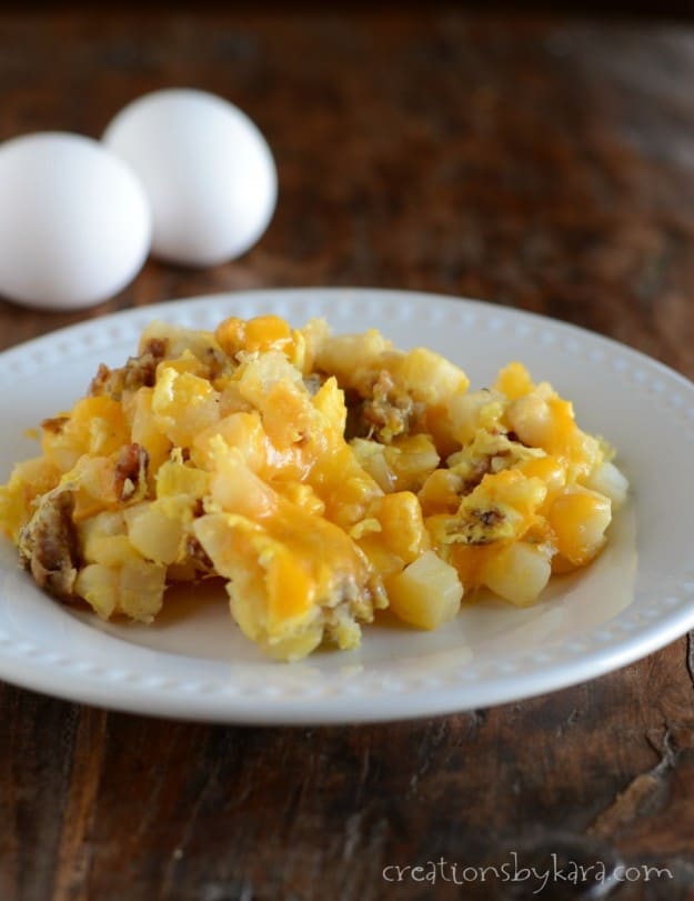 Recipe for breakfast casserole with hash-browns and sausage.