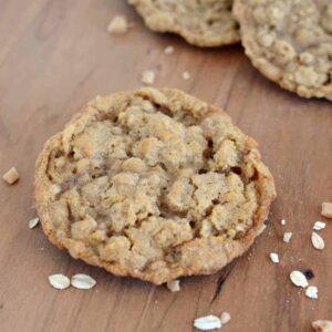 Oatmeal Toffee Cookies - crisp on the outside, chewy in the middle, these oatmeal cookies are unbeatable!