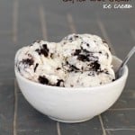 Recipe for homemade Cookies and Cream Ice Cream. An unbeatable classic!