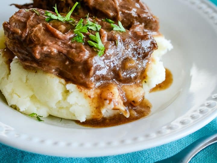 Easy Crockpot Roast Beef Recipe (with its own Gravy) - 31 Daily