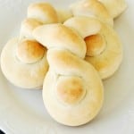 Cute and yummy Easter Bunny Rolls