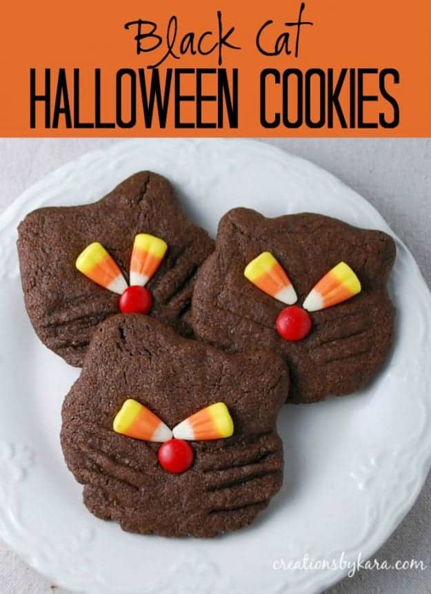 Black Cat Cookies- a perfect Halloween recipe!