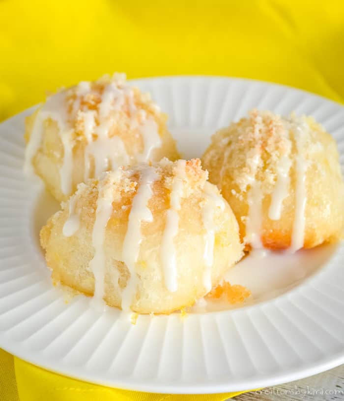 lemon pull apart sweet rolls with lemon glaze