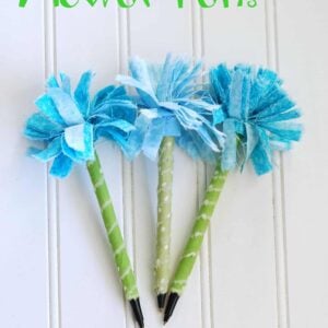 Girls Camp Craft: No-Sew Flower Pen Tutorial