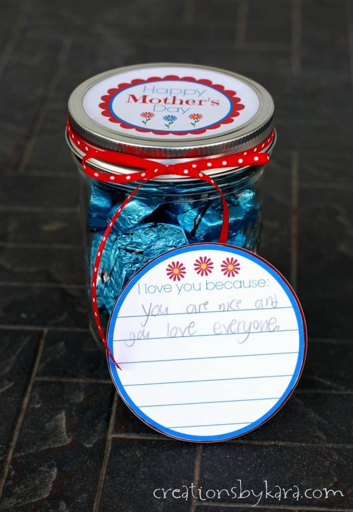 DIY Mother's Day Gifts with DOVE® Dark Chocolate  Homemade gifts for mom,  Diy mother's day crafts, Diy mothers day gifts