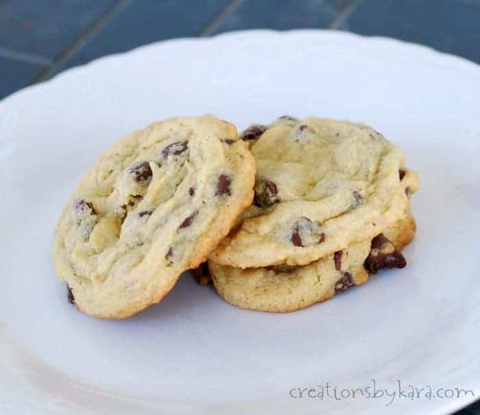 soft-chocolate-chip-cookies