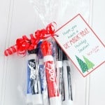 Christmas Gift for teachers- dry erase marker set. All teachers love practical gifts they can actually use!