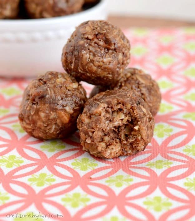 Recipe for Chocolate Peanut Butter Energy Bites