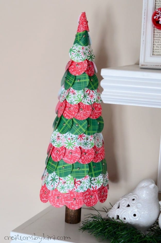 How to make pretty paper Christmas Trees out of punched circles of paper. 