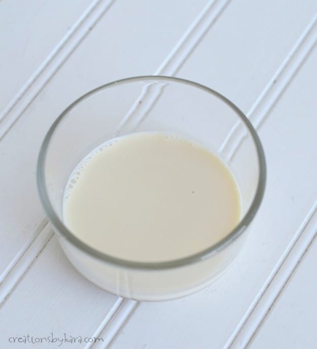 Creamy White Christmas Punch Recipe