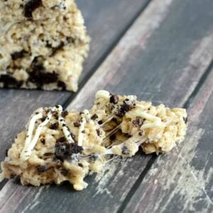 Soft and gooey Oreo Rice Krispie Treats. These are a must make!