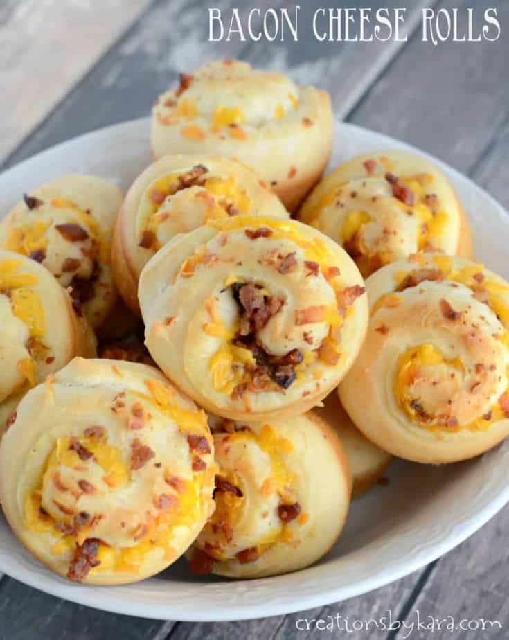 Loaded with cheddar and crispy bacon, these Bacon Cheese Rolls make a perfect side dish. They are wonderful served with soup!