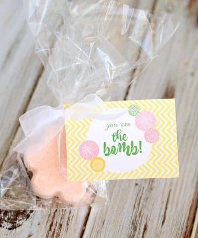 Free printable bath bomb gift tags