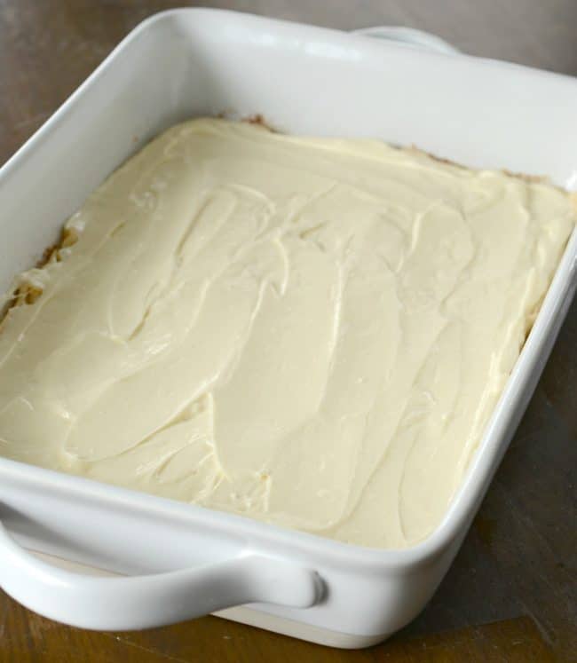 cream cheese layer on top of churro crust
