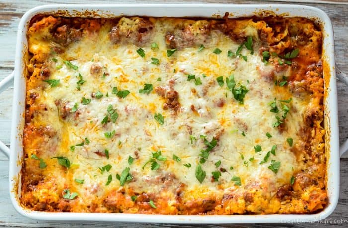 pan of baked lasagna