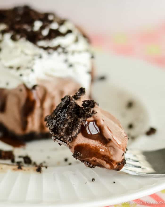 bite of chocolate mud pie on a fork