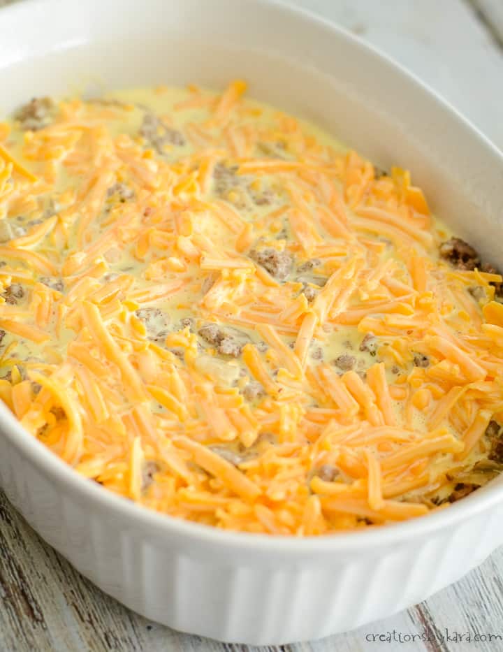 egg layer of keto bacon cheeseburger casserole