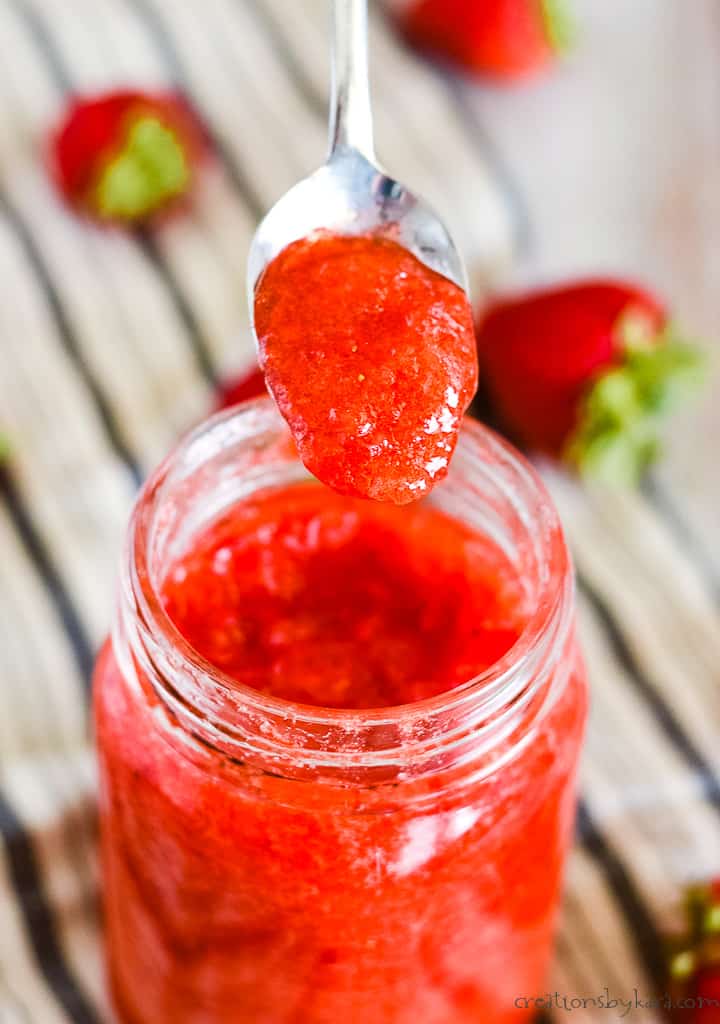 fresh strawberry freezer jam