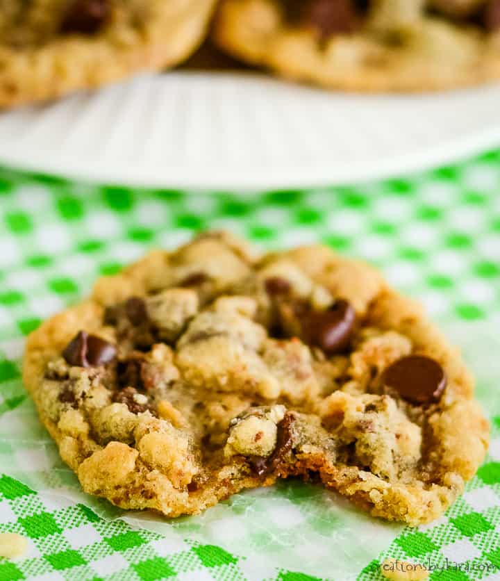 chocolate chip cookies with rice krispies