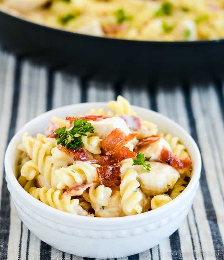 pasta with chicken, bacon, ranch, and cheese
