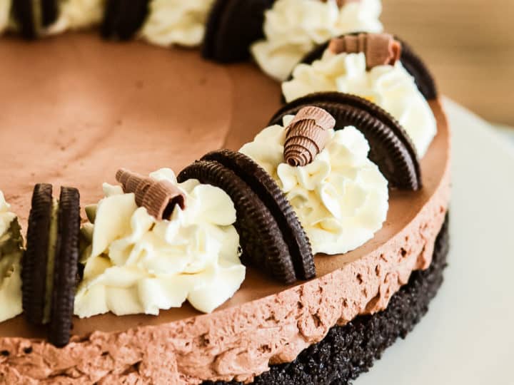 2 Ingredient Keto Chocolate Cake (No Special Flours Needed) - Kirbie's  Cravings