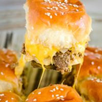 Cheeseburger Sliders Recipe with Hawaiian Rolls