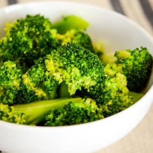 bowl of steamed broccoli