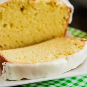 sliced lemon bread with lemon icing