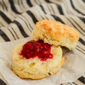 easy buttermilk biscuit with raspberry jam