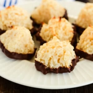 chocolate dipped coconut macaroons