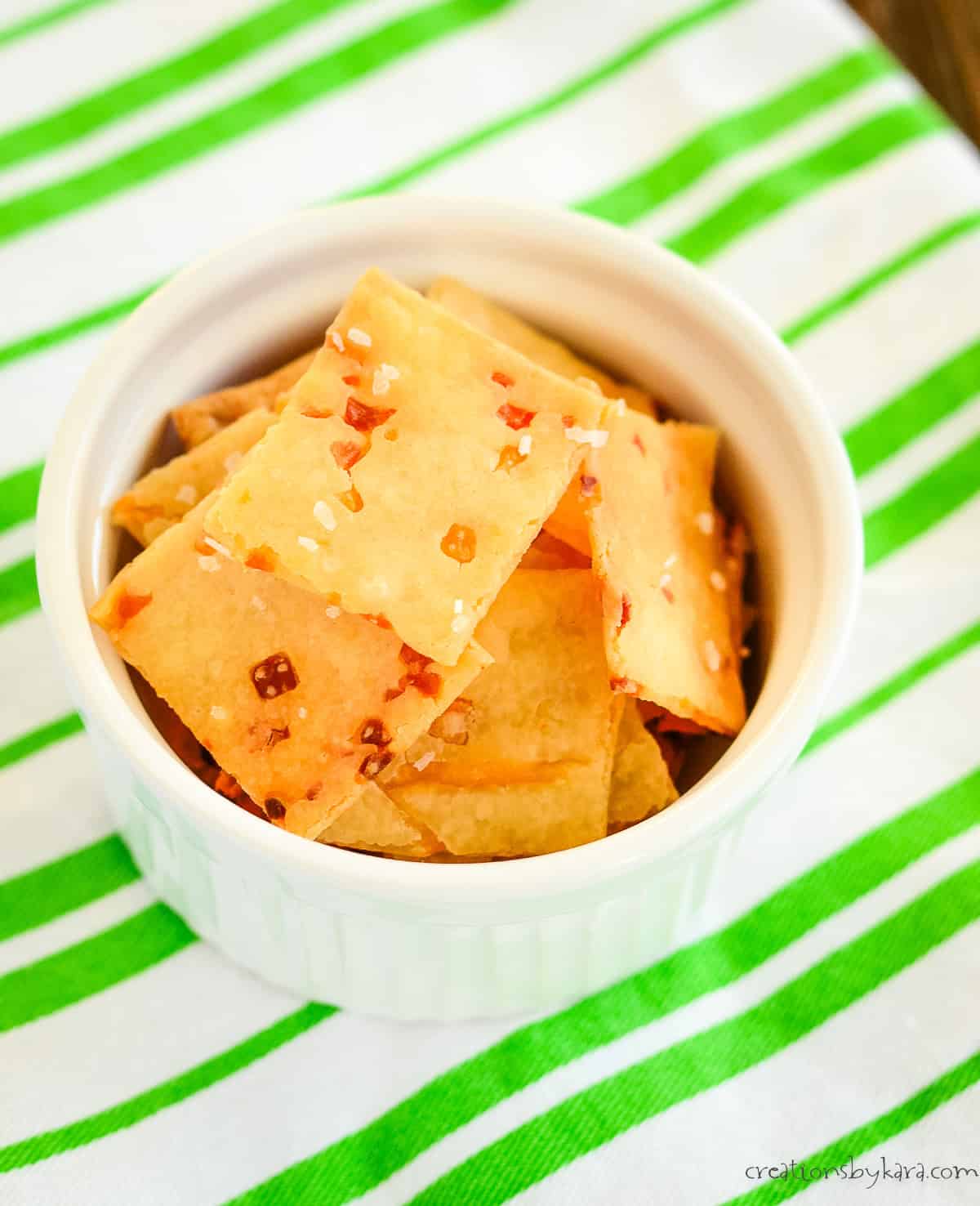 sourdough crackers with cottage cheese